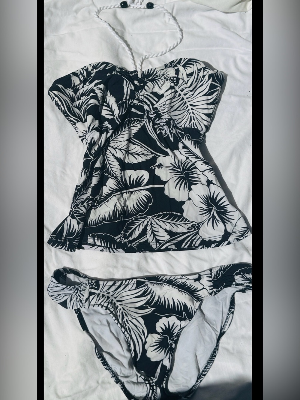 Ralph Lauren Black & White Tropical Hibiscus Print Tankini Set -2pc Tie Neck Y2k